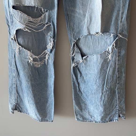 American Eagle Outfitters Classic Blue denim Jeans distressed 100% cotton - Picture 15 of 16